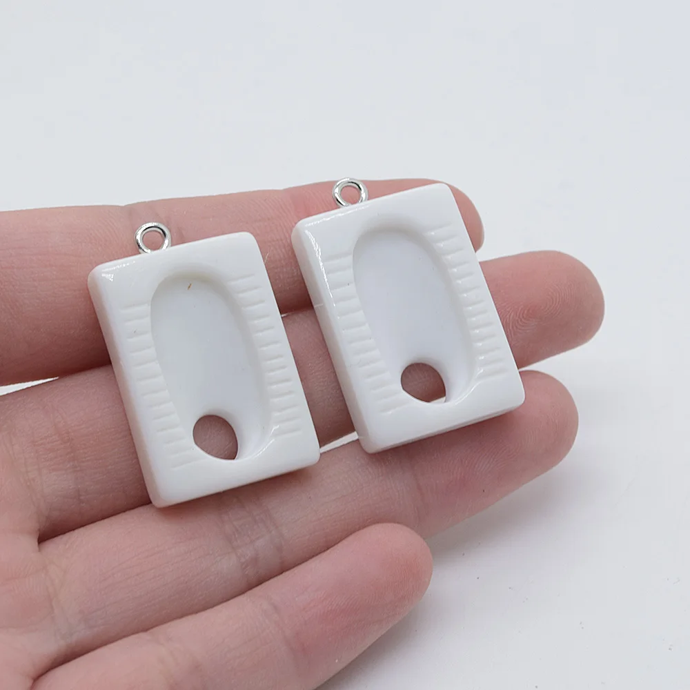 6 шт. миниатюрные подвески из смолы в виде ванны туалета