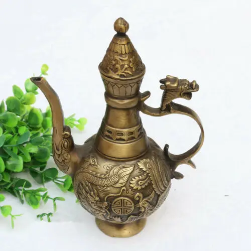 

Chinese old copper carved Longfeng Chengxiang pure copper jug