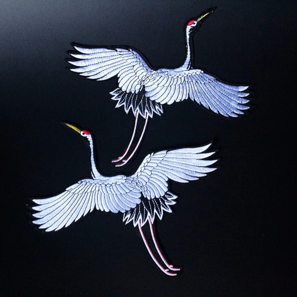 2 Pcs New Red-crowned Crane Embroidery Sew Iron on Patch Badge Clothes Fabric Transfers Lace Trim Applique Bird DIY Accessories