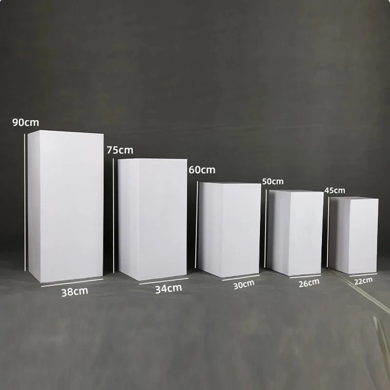 

Металлический белый кубик для торта