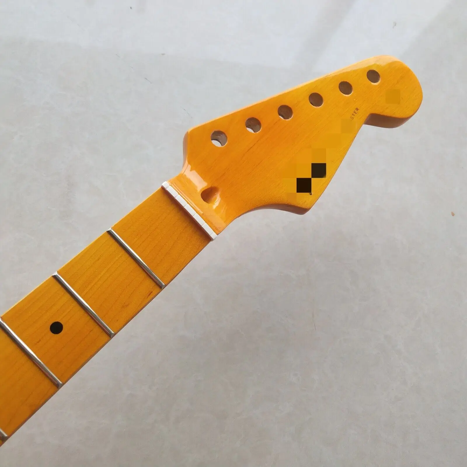Maple DIY parts Yellow Electric Guitar Neck 22 Frets 25.5inch Maple Fingerboard
