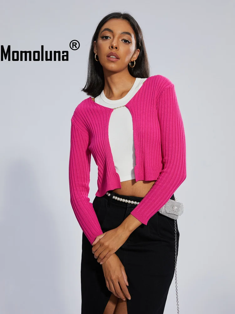 

Momoluna Woman La Maille Neve Hook Front Fuzzy Ribbed Knitted Cropped Cardigan Sweater