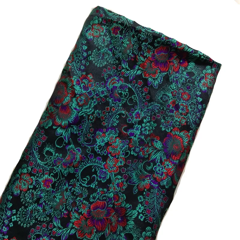 Жаккардовая ткань с цветочным принтом, 50x72 см