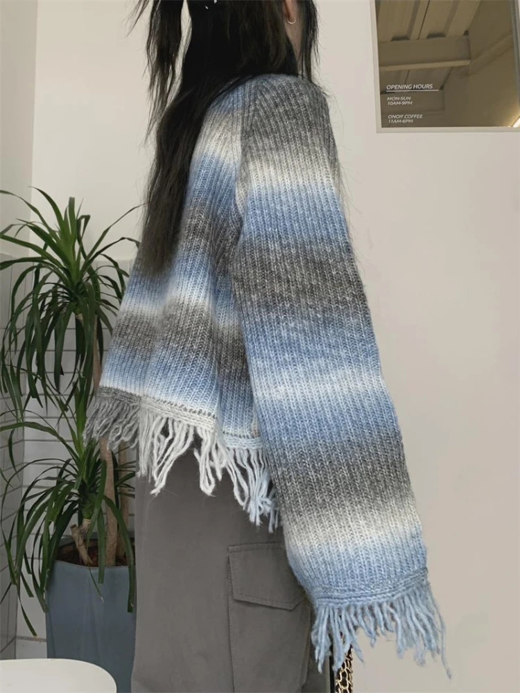 Женский винтажный кардиган с бахромой