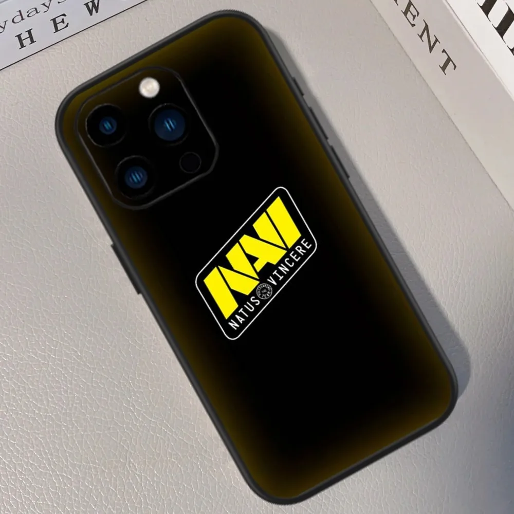 Фото Чехол для телефона игровой команды N-Natus Vincere для iPhone 13 14 15 11 12 Mini Pro Max XR X, черный чехол №3