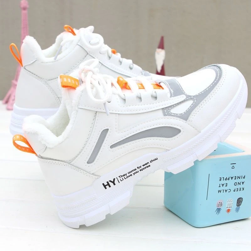 Женские зимние ботинки на платформе