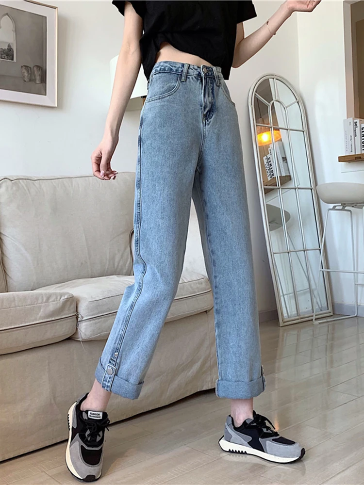 Дешевые оптовые продажи 2021 Весна Осень Новые модные повседневные джинсовые