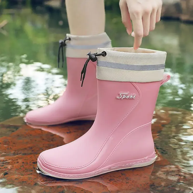 Женские резиновые сапоги теплые Нескользящие водонепроницаемые стильные до