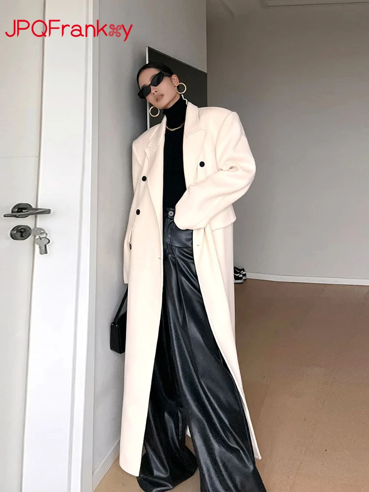 Рисунок 3 - Новинка, Женский однотонный белый