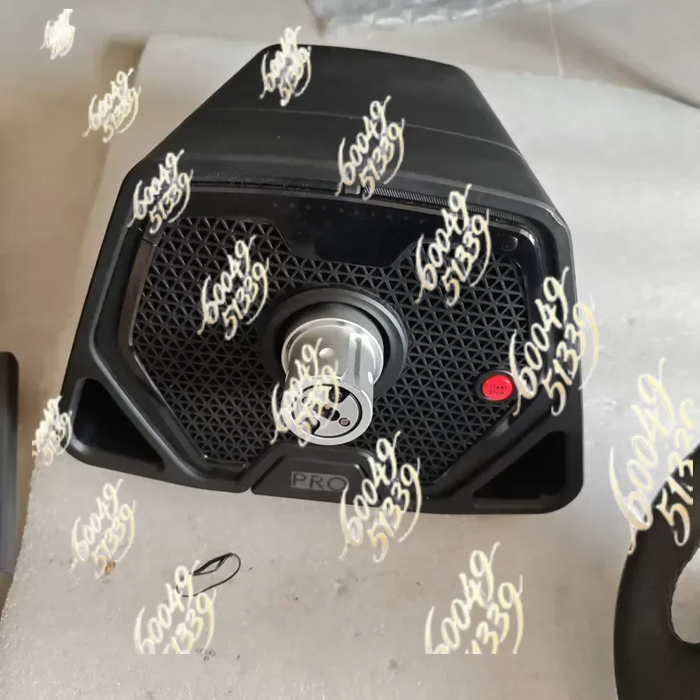 Продается комплект: руль Logitech G Pro с прямым приводом + педали RS50 + база. (art.: 3920dbee68027) - 3920dbee68027