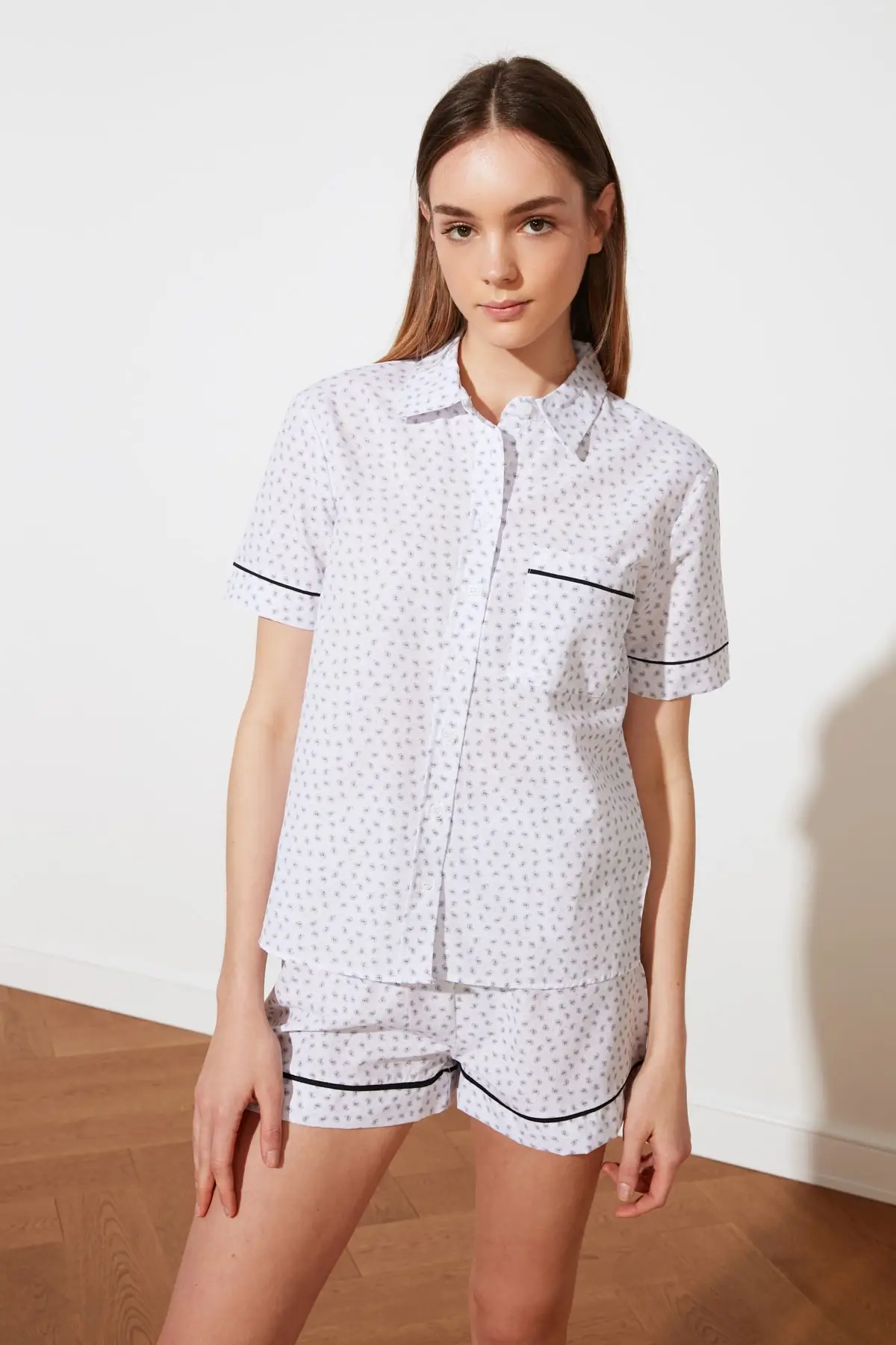 

Trendyol Bias Tape Detailed Woven Pajamas set THMSS21PT0496