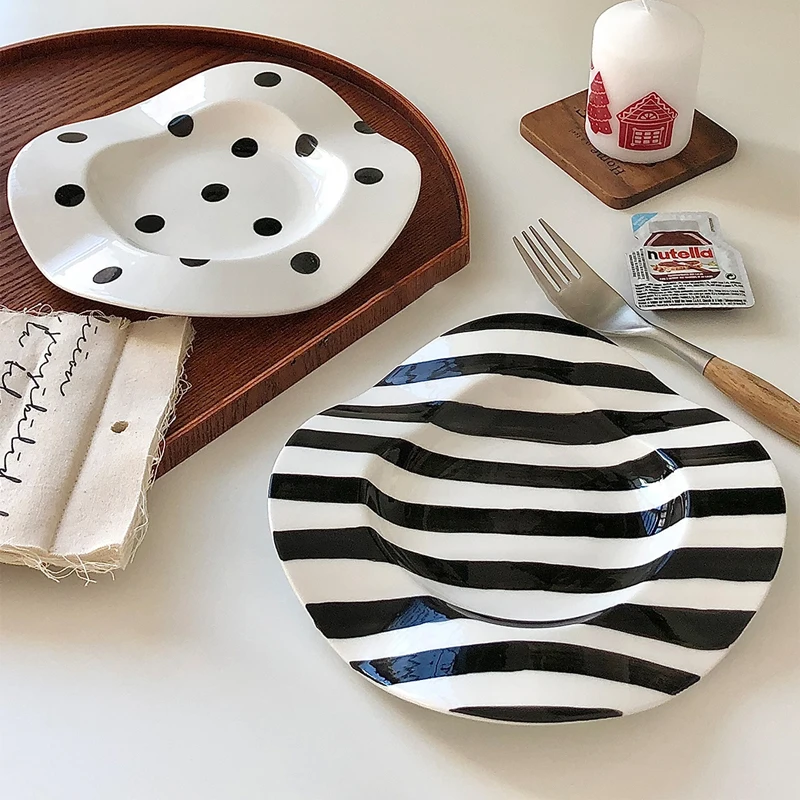 

TingKe Nordic simple high-end black and white striped wave point dinner plate creative irregular wave round square ceramic plate