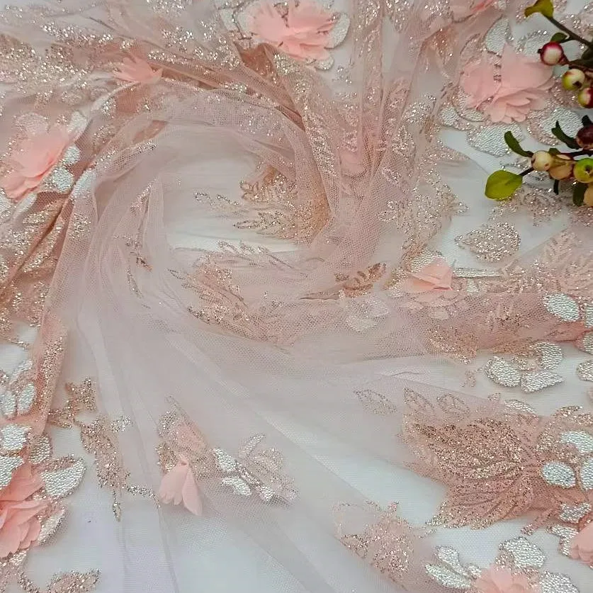 

Женское свадебное платье с 3D цветами