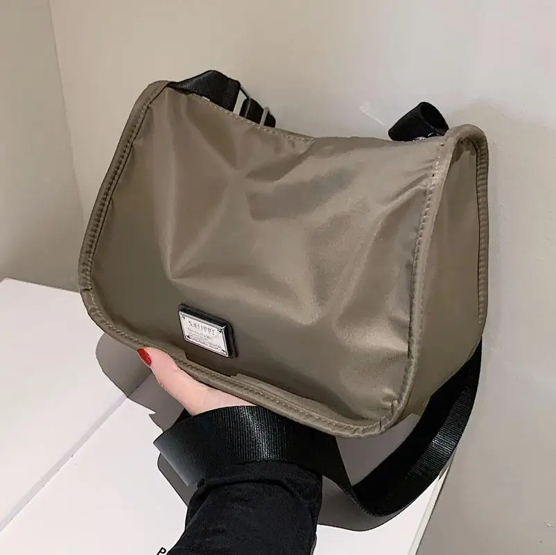 

Casual niche design bag 2022 New women's fashion cross-body bag texture nylon single shoulder underarm bag