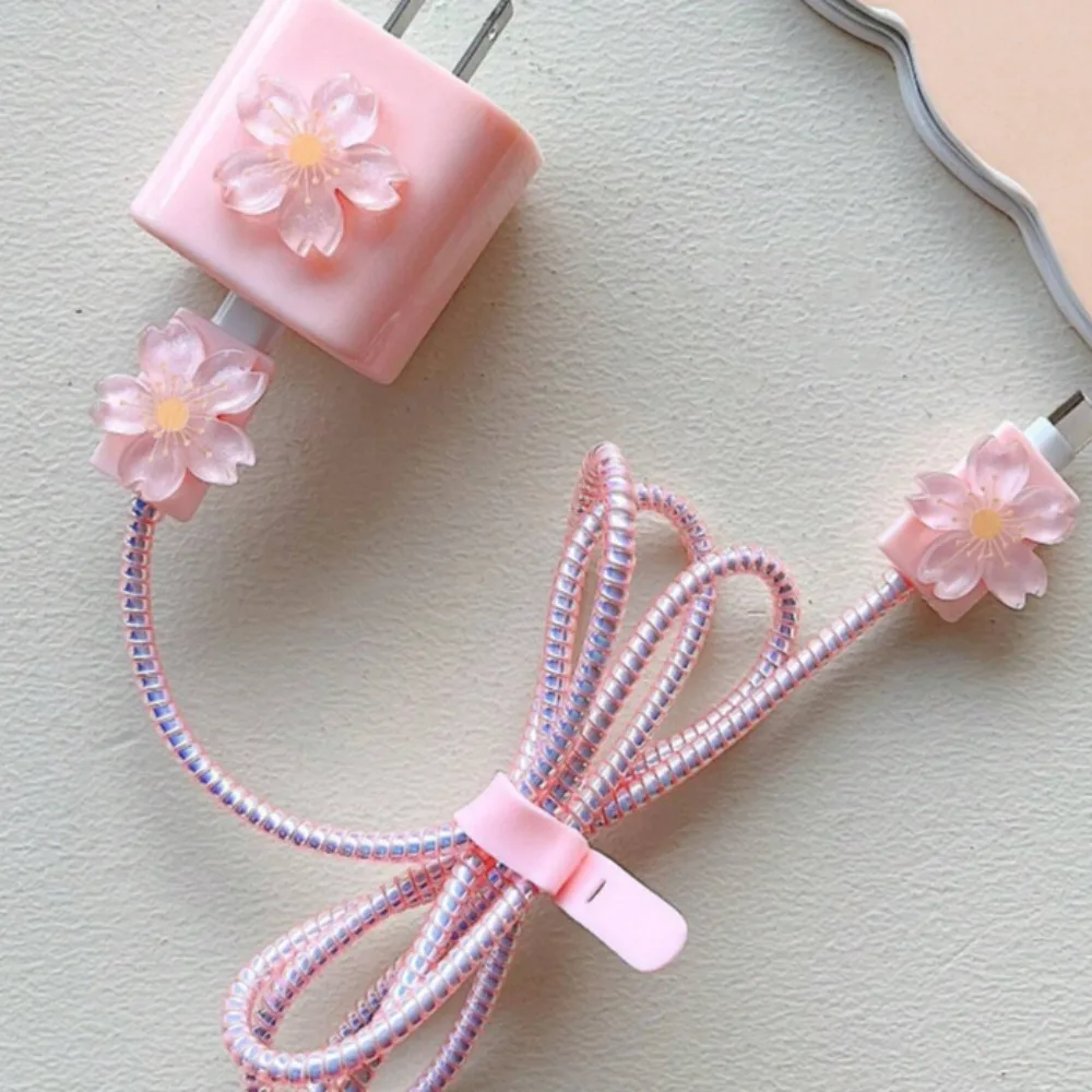 Силиконовый защитный чехол для зарядного устройства с милым 3D цветком iPhone 15 12 13 14