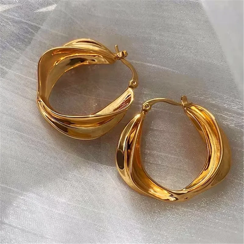 

Chunky 14K Thick and Chunky Gold Plated Organic Hoop Earring Metal Huggy Twist Huggie for Women Girls Big Hoops Jewelry Gift