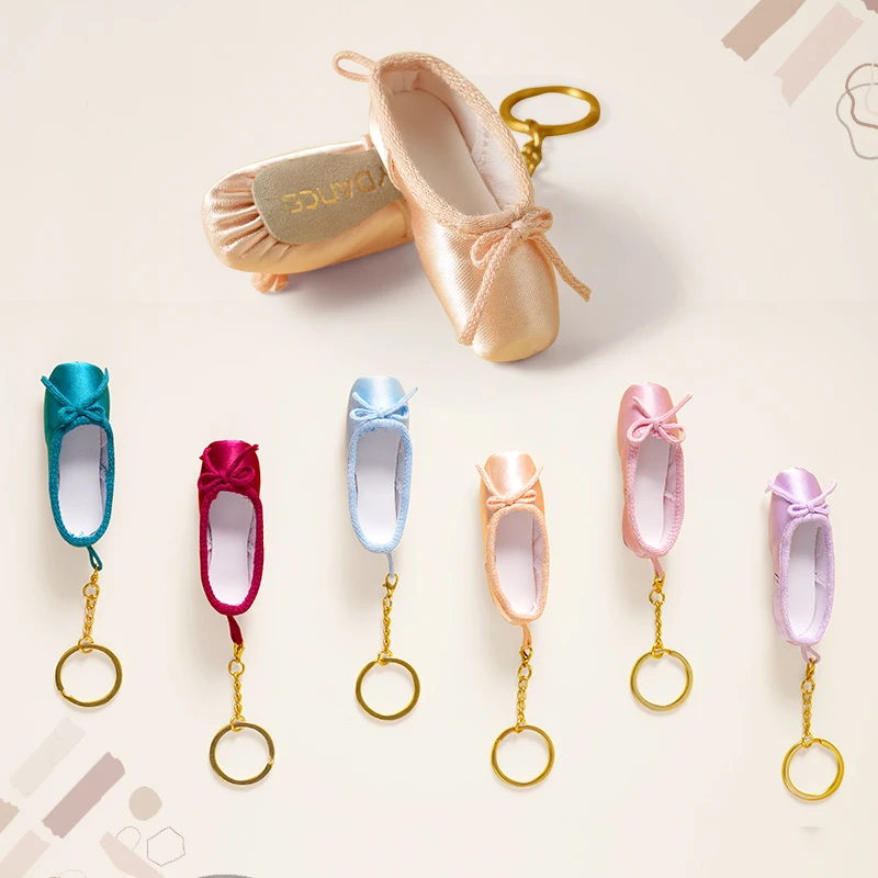 

Handmade Mini Satin Pointe Shoes Keyring Ballet Shoe Keychain Ballet Accessories Ballet Charm Chain Bag Pendant Christmas Gift