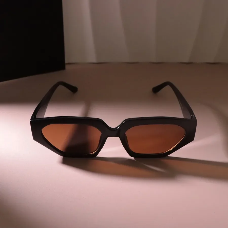 Модные маленькие солнцезащитные очки для женщин и мужчин классические