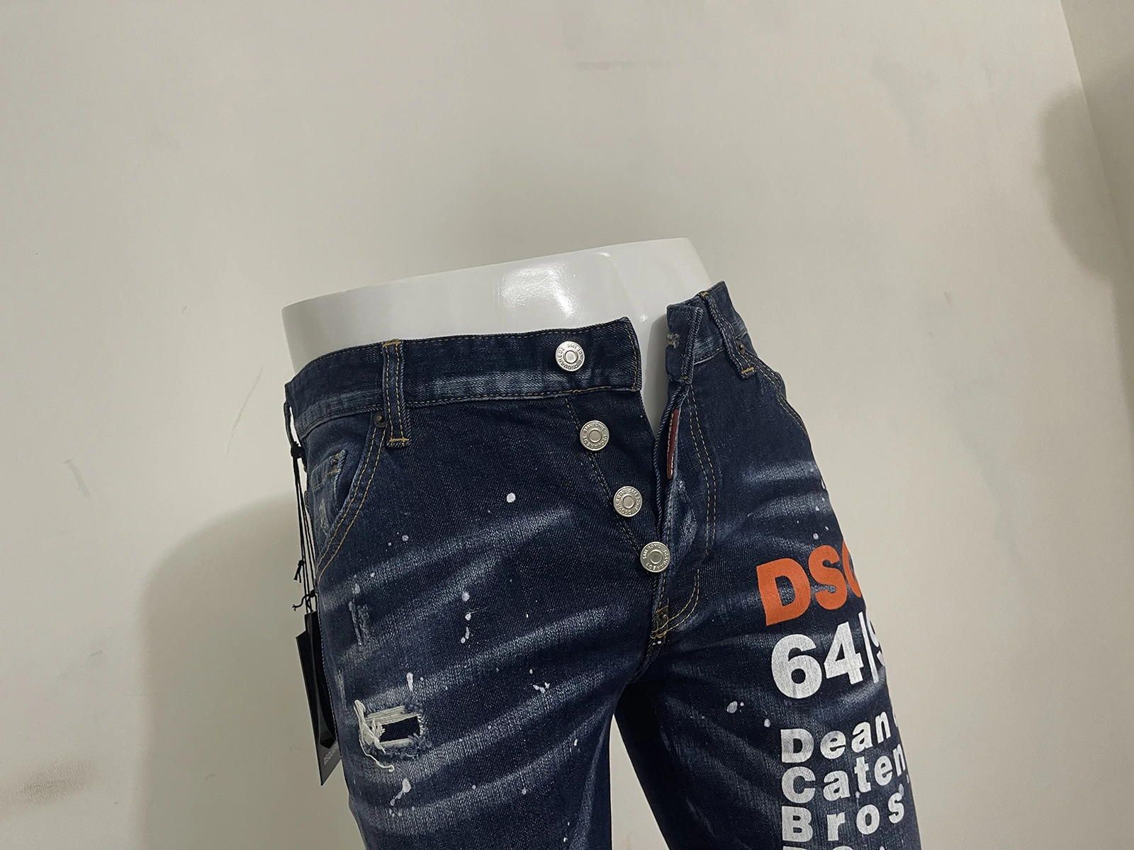 Spring/Summer 2023 new style D2 jeans men wear holes patch paint fashion printing micro-bullet slim small straight jeans