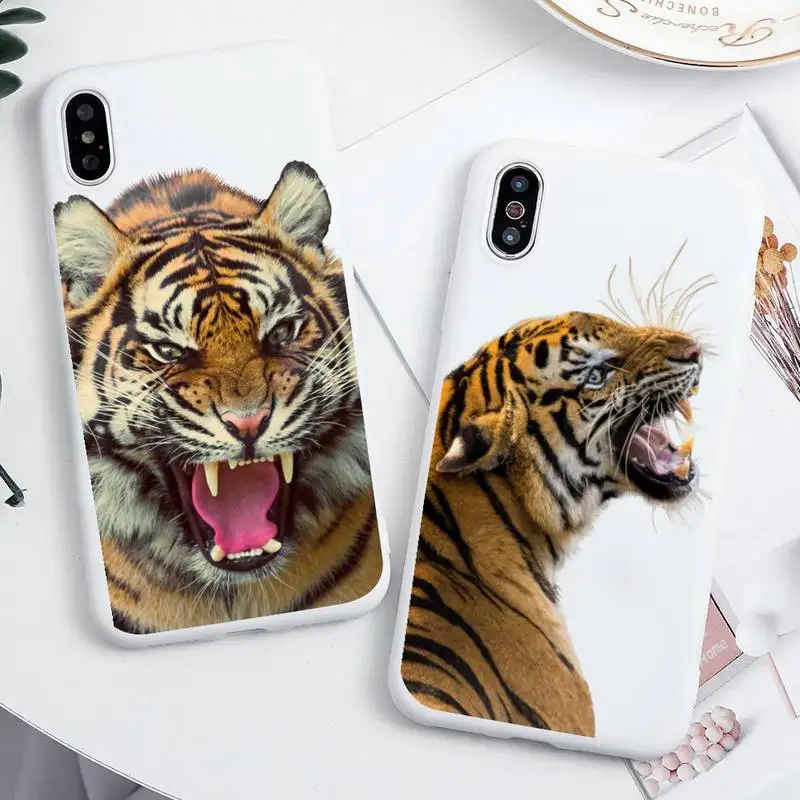 

Ferocious animal tiger Phone Case For iphone 13 12 11 Pro Max Mini XS 8 7 6 6S Plus X SE 2020 XR Candy white Silicone cover