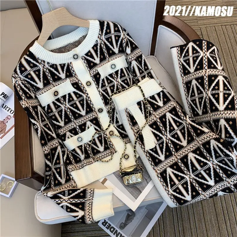 

Women's New Knit Suit for Spring/fall 2022 High Quality Style Wide-leg Pants Two Pieces Cardigan and Trousers festival outfit