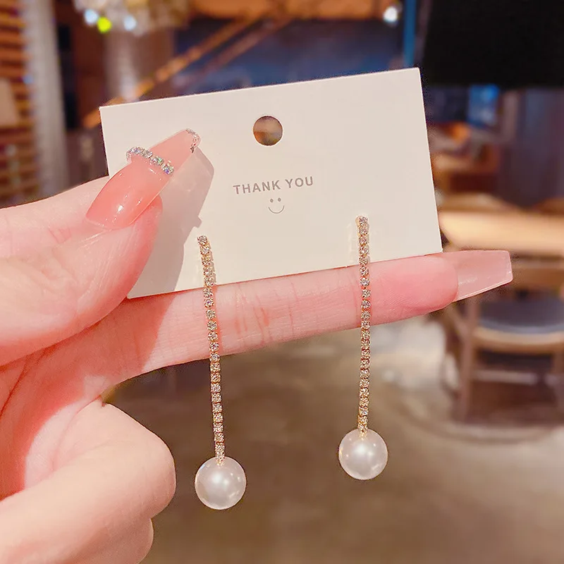 Серьги-гвоздики женские с жемчугом простые корейские украшения в стиле мори