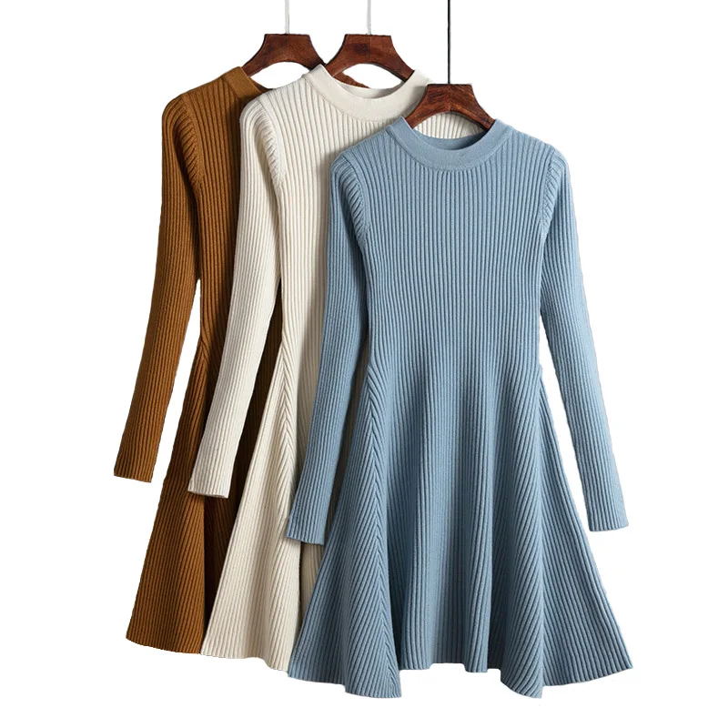 

Женское трикотажное платье-свитер с круглым вырезом и длинным рукавом