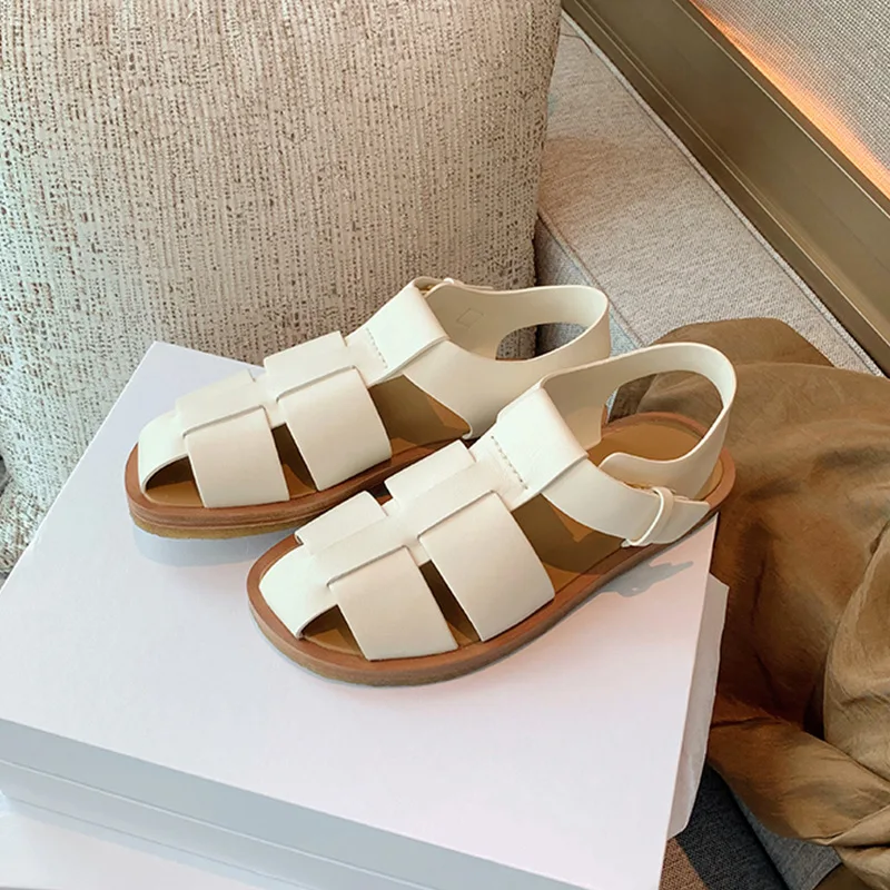 Низкие сандалии женские кожаные дышащие туфли на каблуке с ремешками костюм