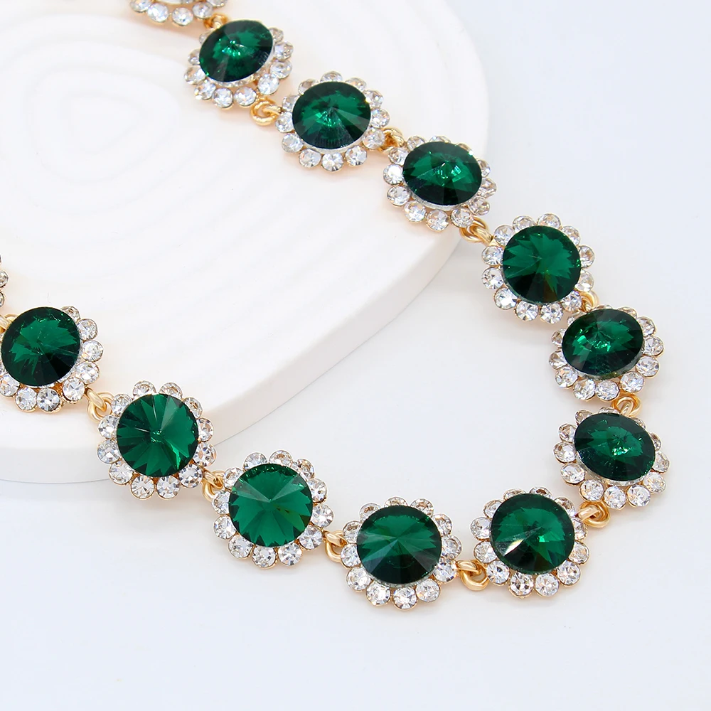 

Fashion Crystal Rhinestone Long Chunky Pendant Necklace Korean Flower Metal Sweater Chain Collar Necklace For Women