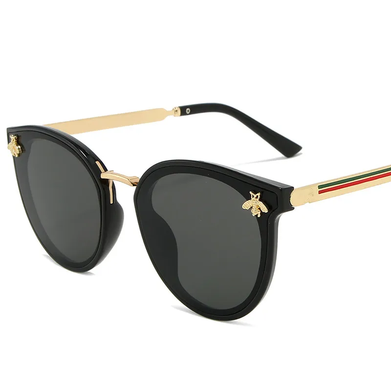 

2022 Luxury Women Sunglasses Oval Metal Frame Little Bee Men Sunglasses UV400 Classic Retro Brand Sport Glasses Oculos de sol