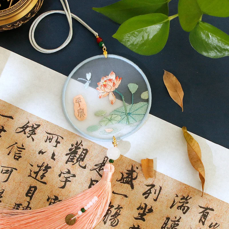 Вышивка поделки ручная вышивка крестом кролик рукоделие Вязание Аксессуары