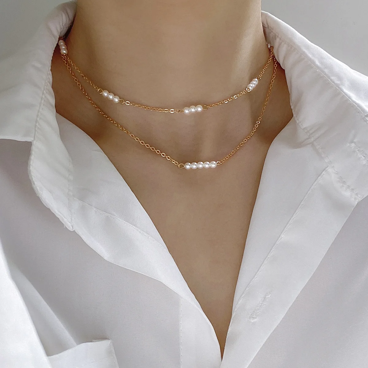 

Necklaces for Women Simple Multi-layer Thin Chain Metal Necklace with Femininity and Various Imitation Pearl Bridesmaid Gifts