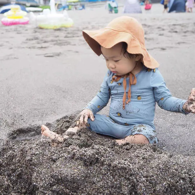 

2022 Summer Children's One Piece Swimsuit Girls Lemon Split Swimsuit Boys Long Sleeve Swimwear