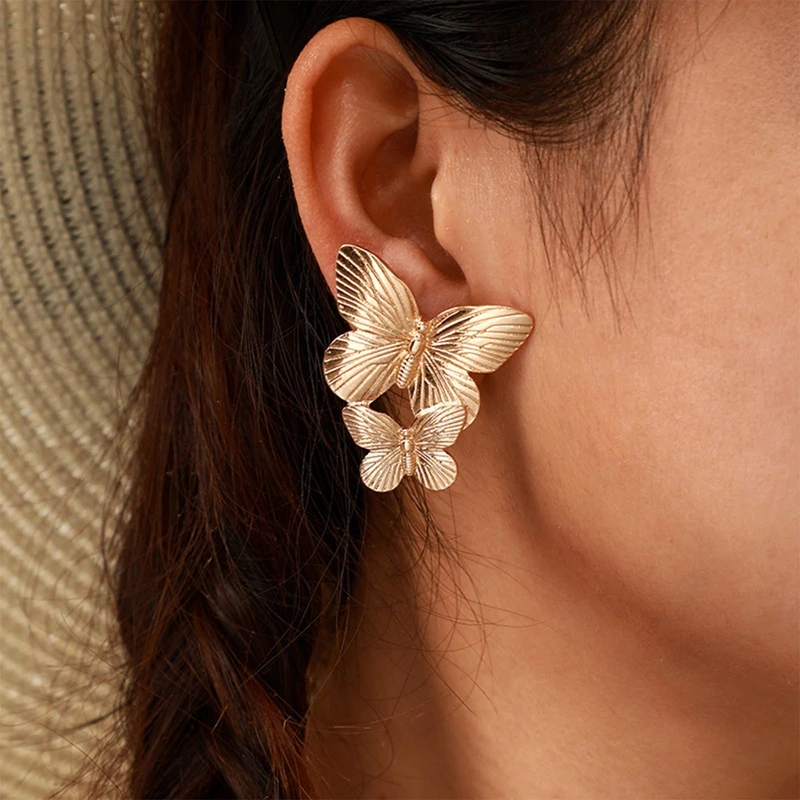 

Retro Butterfly Earrings for Women Irregular Stud Earrings New Fashion Earring Opening Jewelry Accessories
