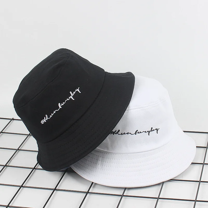 Рисунок 2 - Панама с вышитыми буквами для мужчин и женщин