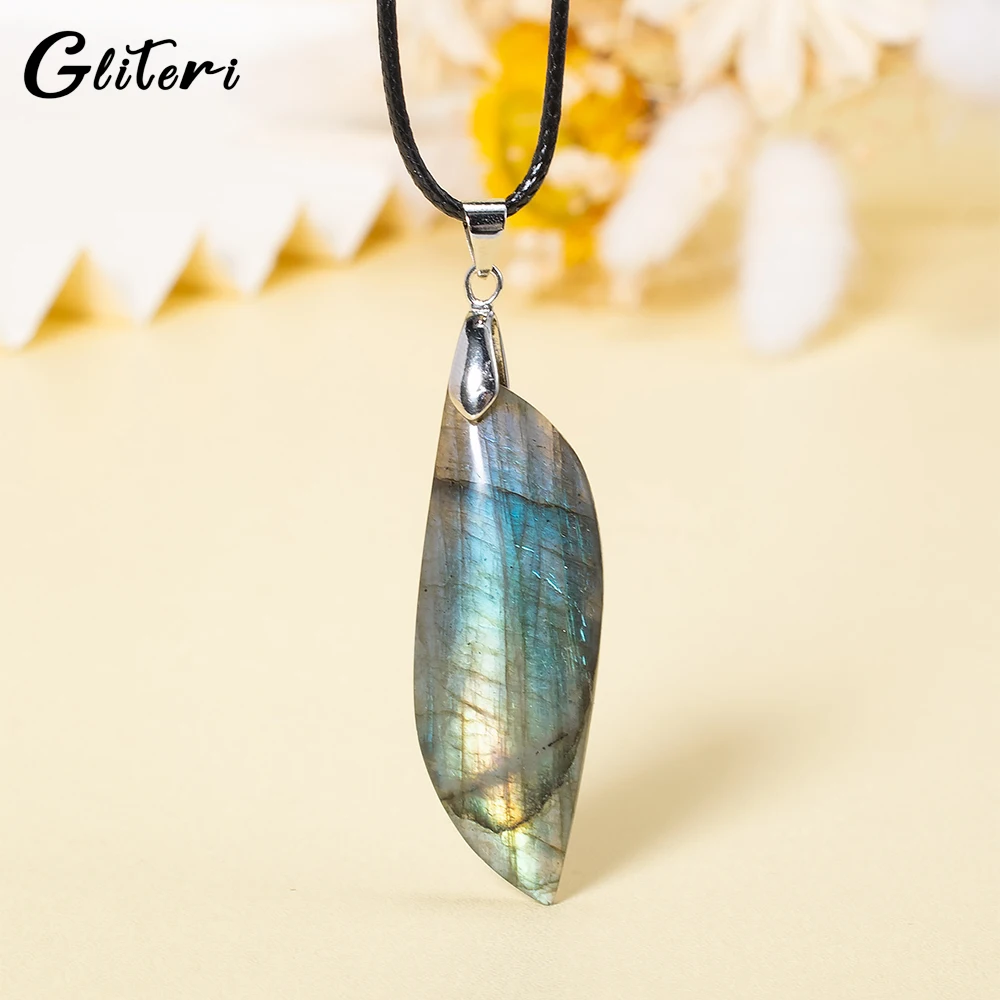 

GEITERI New Simple Pull Feldspar Leaf Necklaces For Women Men Unisex Geometric Moonstone Crystal Pendant Choker Fashion Jewelry