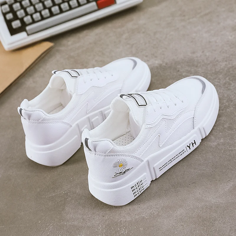 2023 Summer Girl's Sneakers Fashion Women's Mesh Casual Shoes All-match Breathable Lightweight Women's Sneakers Zapatillas Mujer