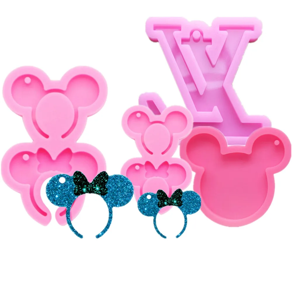 

DIY keychain silicone mold with hole mouse head bow chocolate baking cake tool brand logo shape resin clay mold
