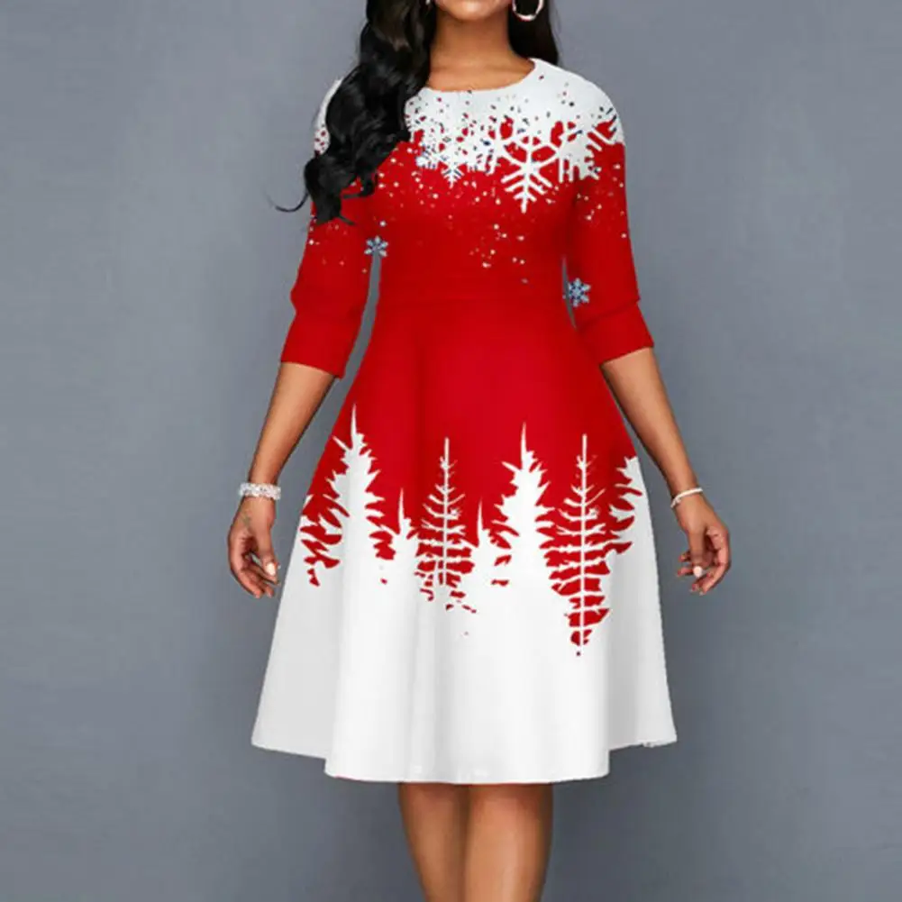 

Платье-миди с круглым вырезом и рукавом 3/4