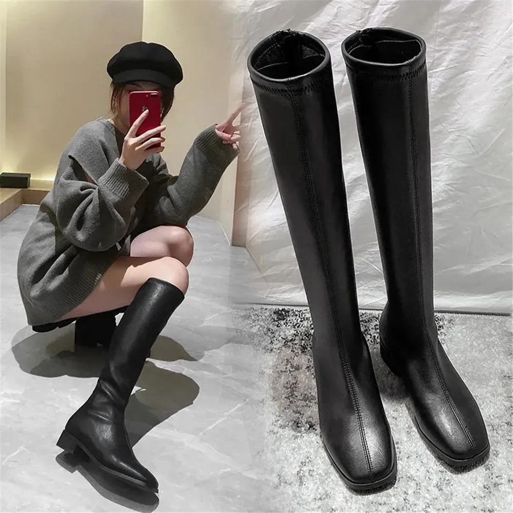 

Женские кожаные сапоги до колена, черные сапоги В рыцарском стиле на молнии, на низком квадратном каблуке, Осень-зима 2024
