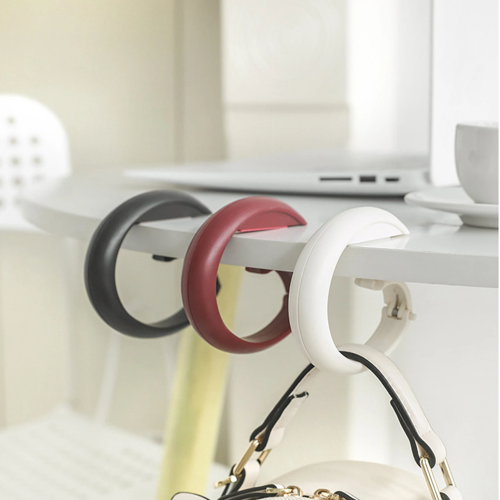 

3pcs Creative Hanging Bag Hook Punch-free Table Edge Hook Household Closet Hooks Bedroom Dormitory Multi-functional Hooks