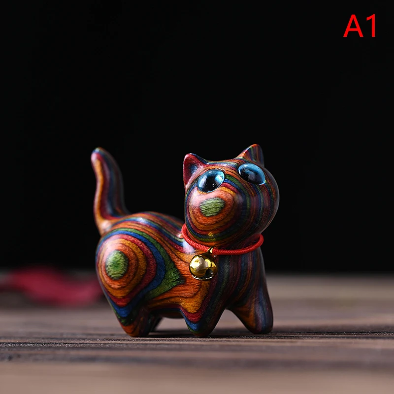 

Деревянные фигурки кошек радужное дерево