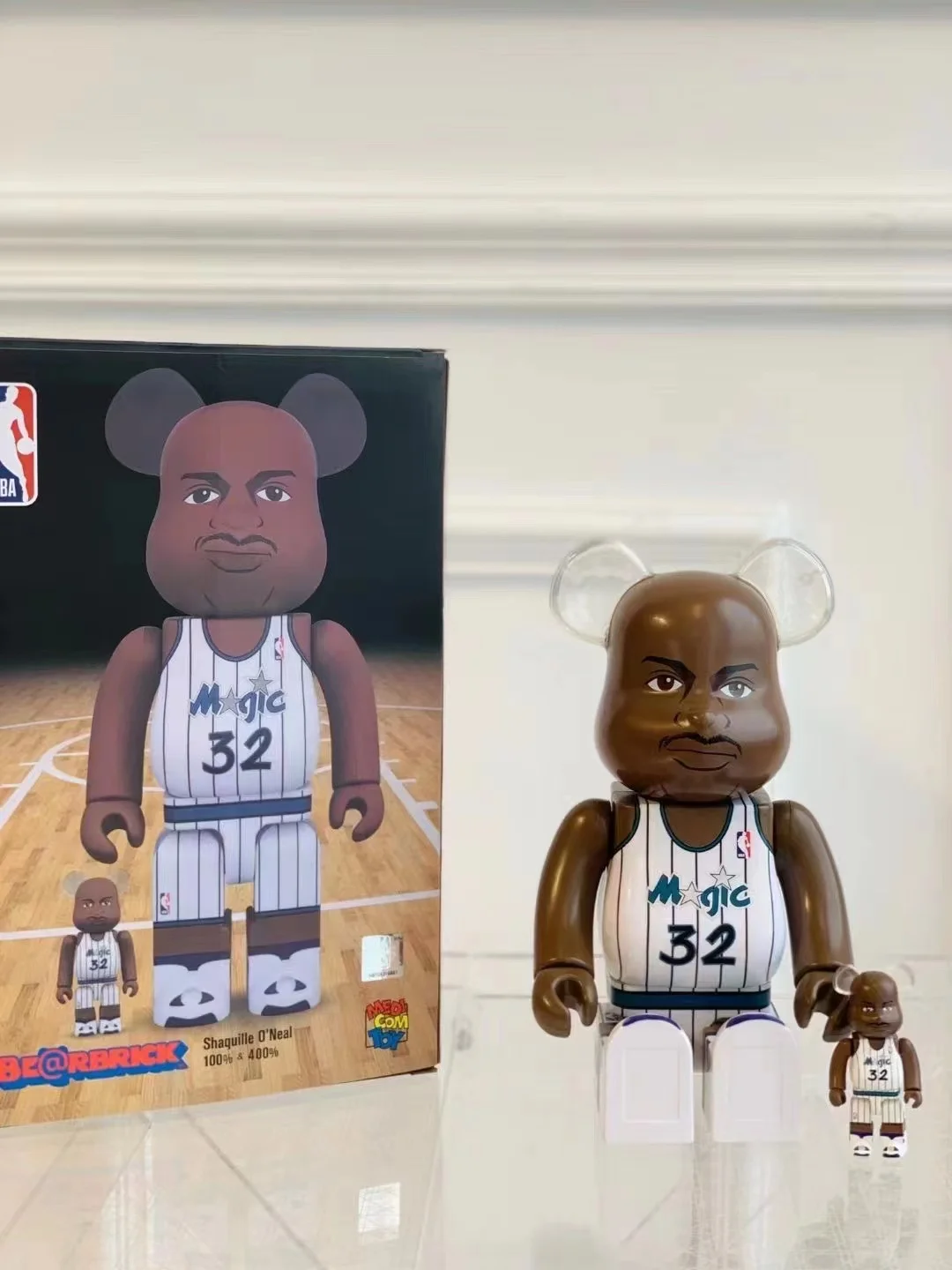 

Bearbrick 400% Net Red Violence Bear NBA Magic Sharks O'Neal Doll Gifts Street Art Collectible Models Toys