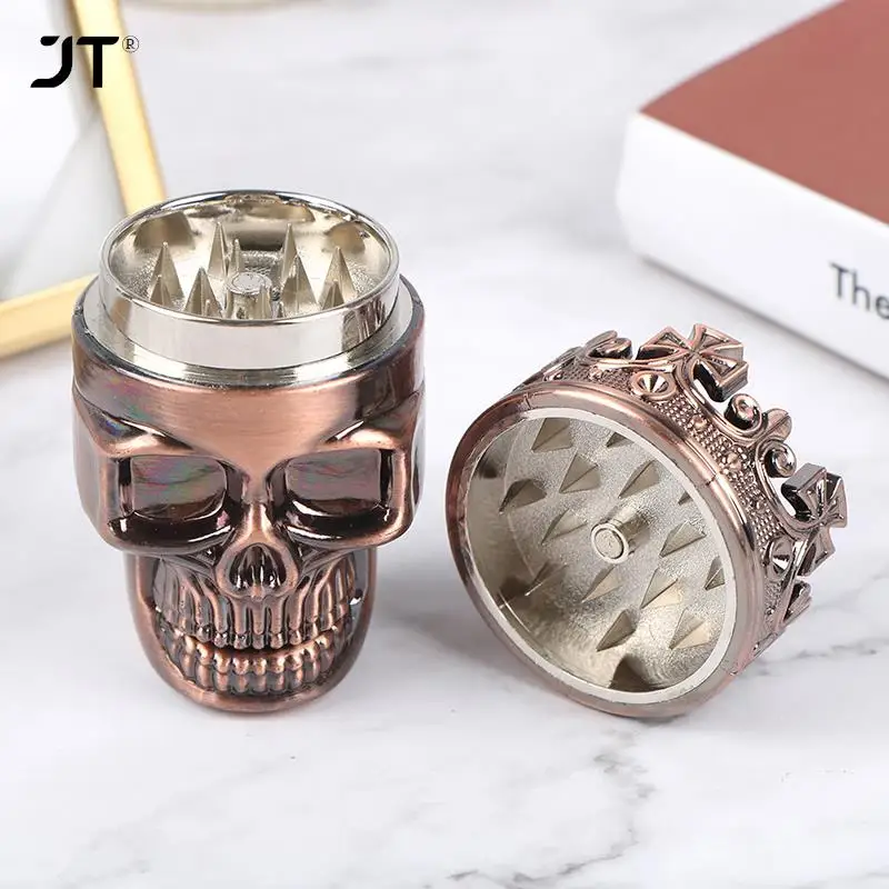 

3 Layers Classic King Skull Plastics Tobacco Herb Spice Grinder Crusher Hand Muller Smoke Grinders Smoking Accessories Gift 1PC