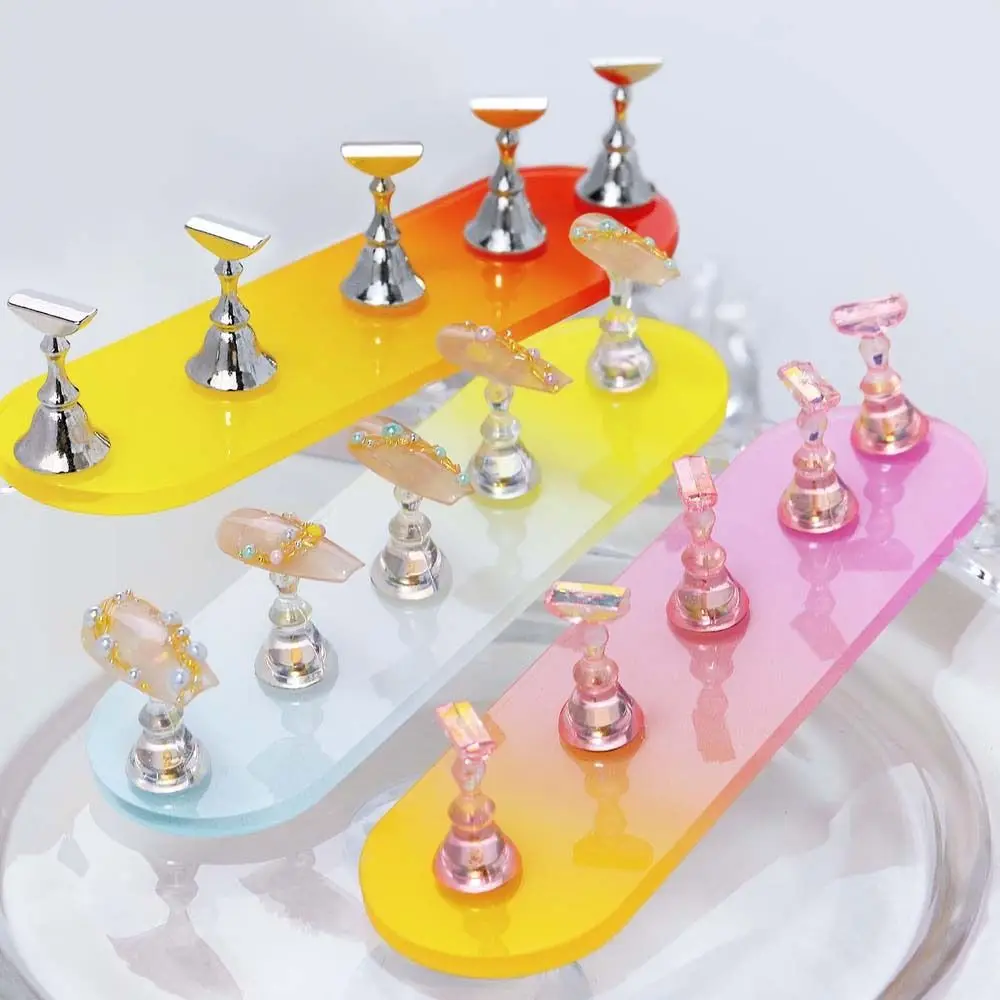 

Gradient Color Magnetic Fake Nails Holder Plastics Nail Display Stand For False Nail Tips Gel Palettes Manicure Practice Tools