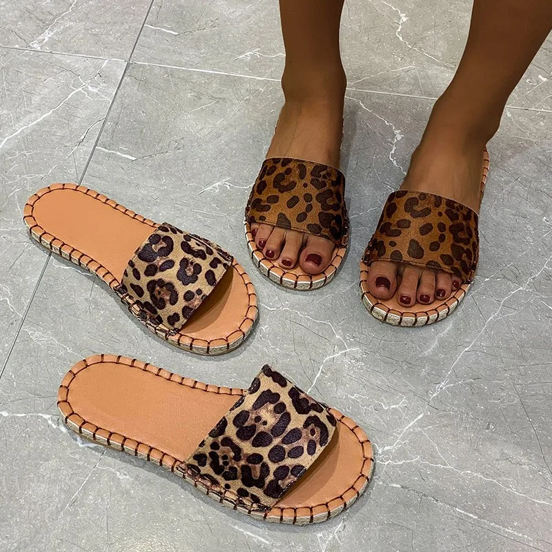 2023 summer new large size women's shoes European and American leopard snake pattern rubber bottom slippers women