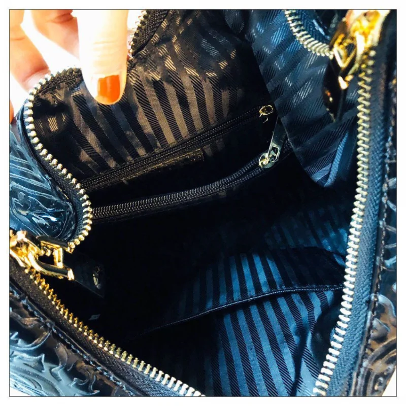 Большая вместительная сумка через плечо из мягкой кожи с тиснением женская новая