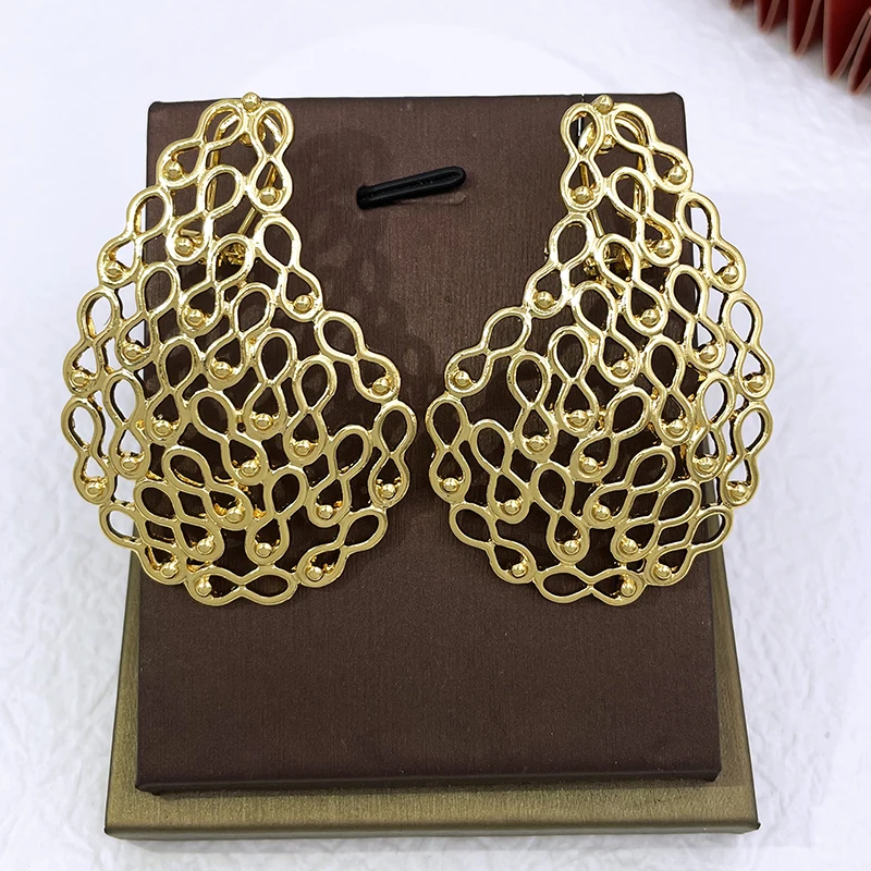 Женские серьги-кольца с покрытием из 18-каратного золота