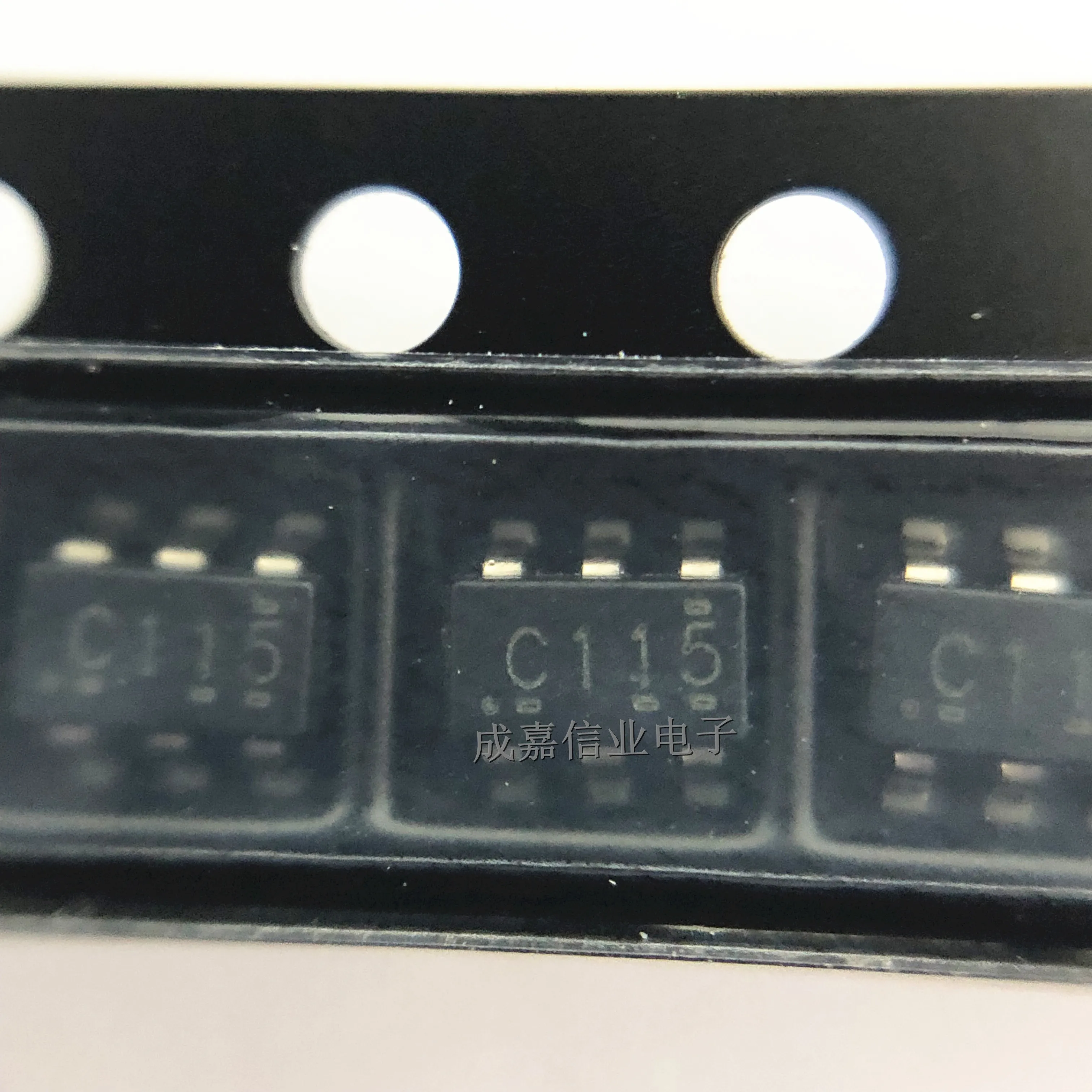 10 шт./лот SN74LVC1G11DBVR SOT-23-6 МАРКИРОВКА логические ворота C115 Sngl 3 Inpt Pos и рабочая