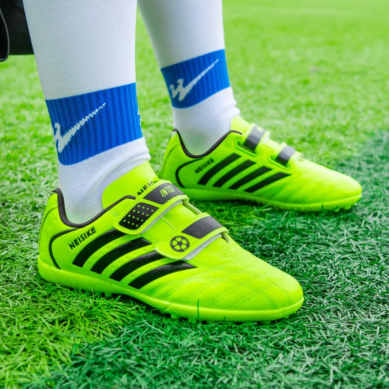 SENAGE High Quality Children Soccer Shoes Outdoors Football Cleats Training Football Boots Kids Boy Futsal Turf Sneakers
